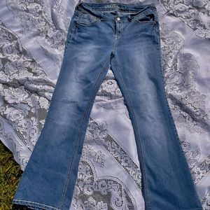 Wallflower Bootcut Jeans